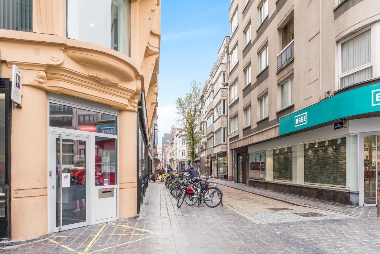Apartment Retro Woning Te Centrum Oostende, 5min De Kust Ostend