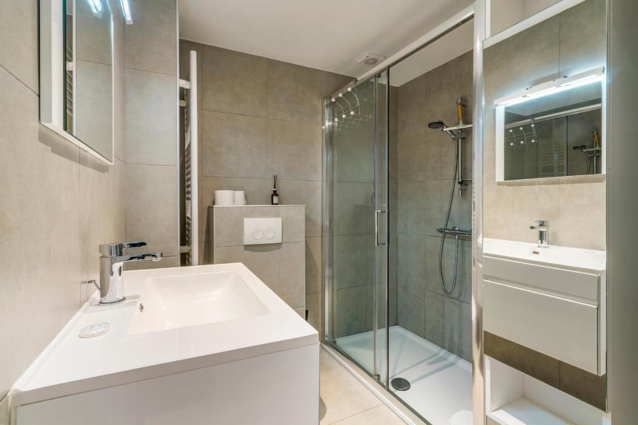 Apartment Retro Woning Te Centrum Oostende, 5min De Kust